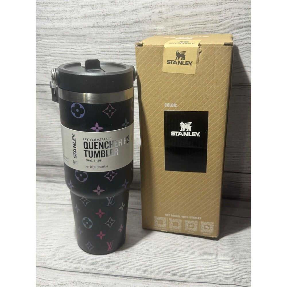 Stanley Quencher H2.0 FlowState 30oz Tumbler Black Logo, Handle Lid Straw